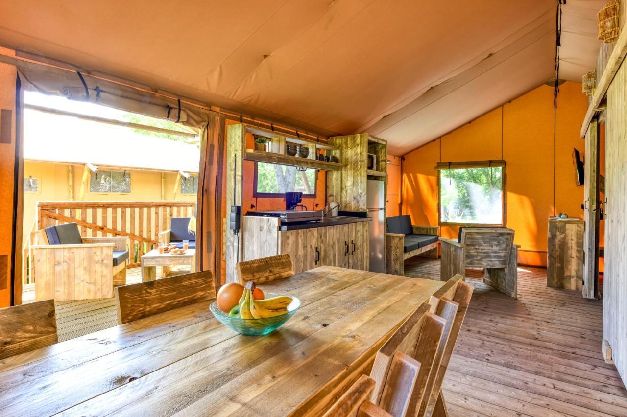 Camping Maeva Escapades Millau Plage Esterno foto