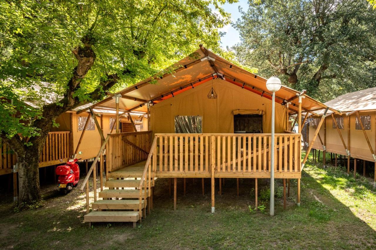 Camping Maeva Escapades Millau Plage Esterno foto